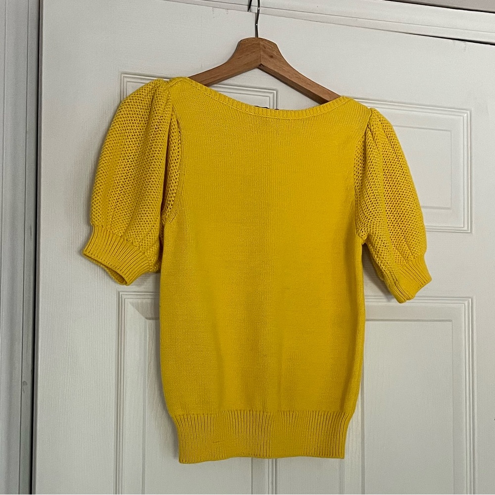 Ann Taylor Yellow Sweater Top size Petite Small